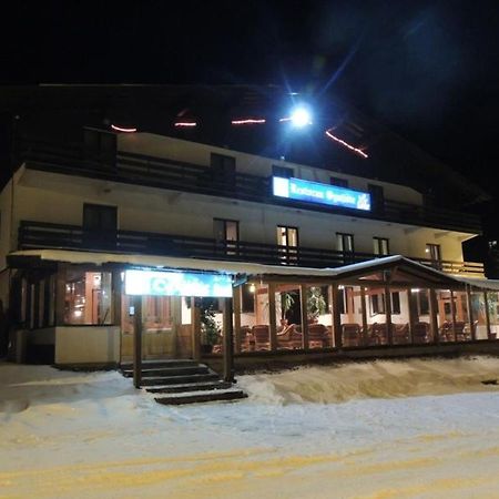 Sumarska Kuca Ognjiste Hotel Núi Núi Jahorina Ngoại thất bức ảnh